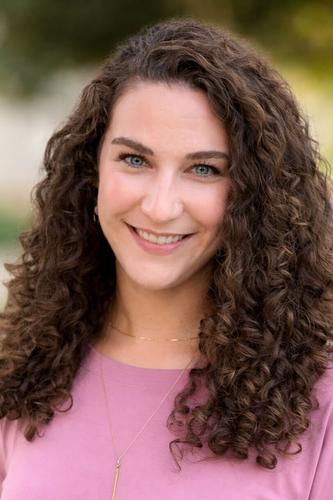 Headshot of Brianna Bowlan, RD, registered dietitian with the Kidney Transplantation Program at Boston Medical Center